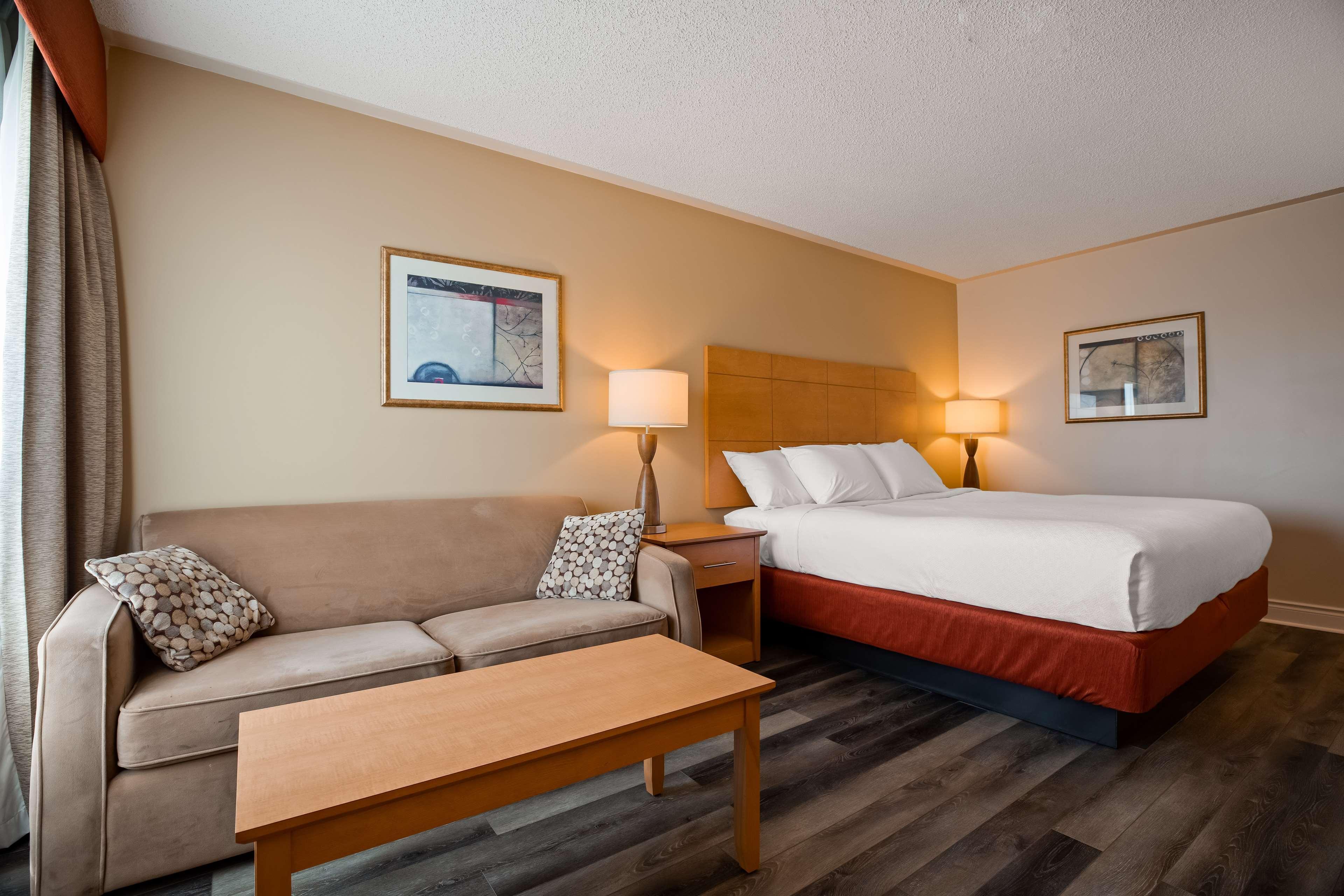 Best Western Smiths Falls Hotel Екстериор снимка