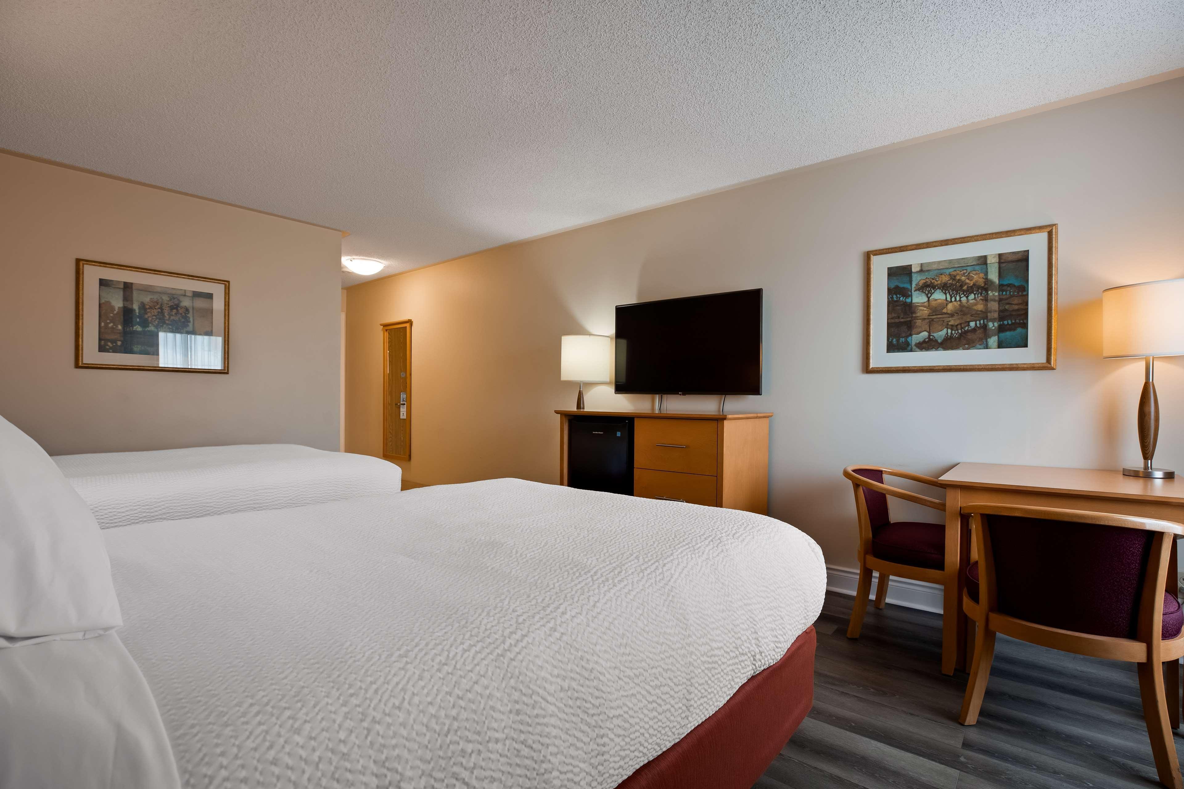 Best Western Smiths Falls Hotel Екстериор снимка